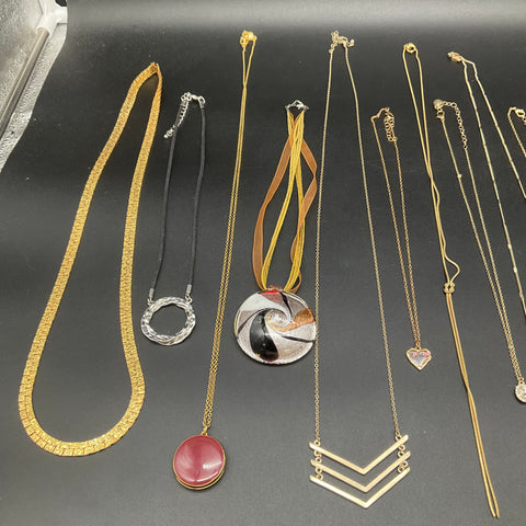 Fashion Costume Jewelry Lot of 16 Necklaces Agate Rhinestone Statement Pendants
