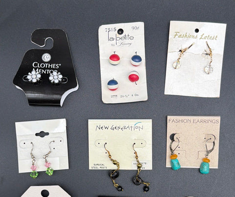 Vintage Costume Jewelry Lot 30 Pairs Earrings Betsey Johnson