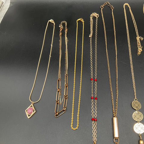 Vintage Style Gold Tone Fashion Jewelry Lot 13 Pendant Necklaces Tassels Leaf