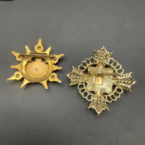 Vintage Heraldic Shield Crest Jewelry Lot 4 Pcs Brooches Pendant Necklaces