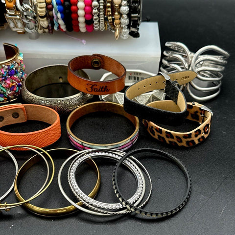 Mixed Fashion Bracelet Lot 45 Pcs Costume Bangles Cuffs Beaded Leather Charms