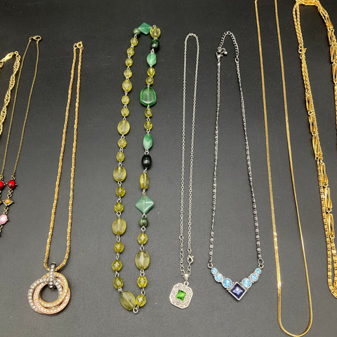 Fashion Jewelry Lot of 8 Necklaces Gold Silver Tone Rhinestone Beaded Wearable