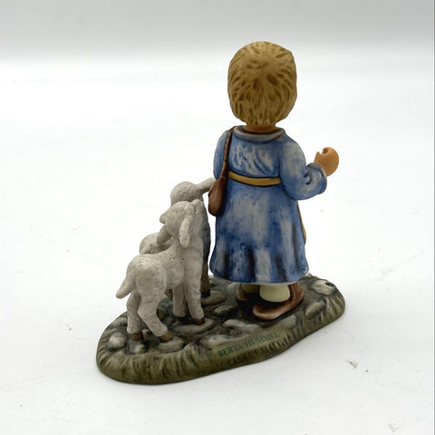 Goebel Studio Hummel Figurine O Come All Ye Faithful BH 51 With Box COA 1997