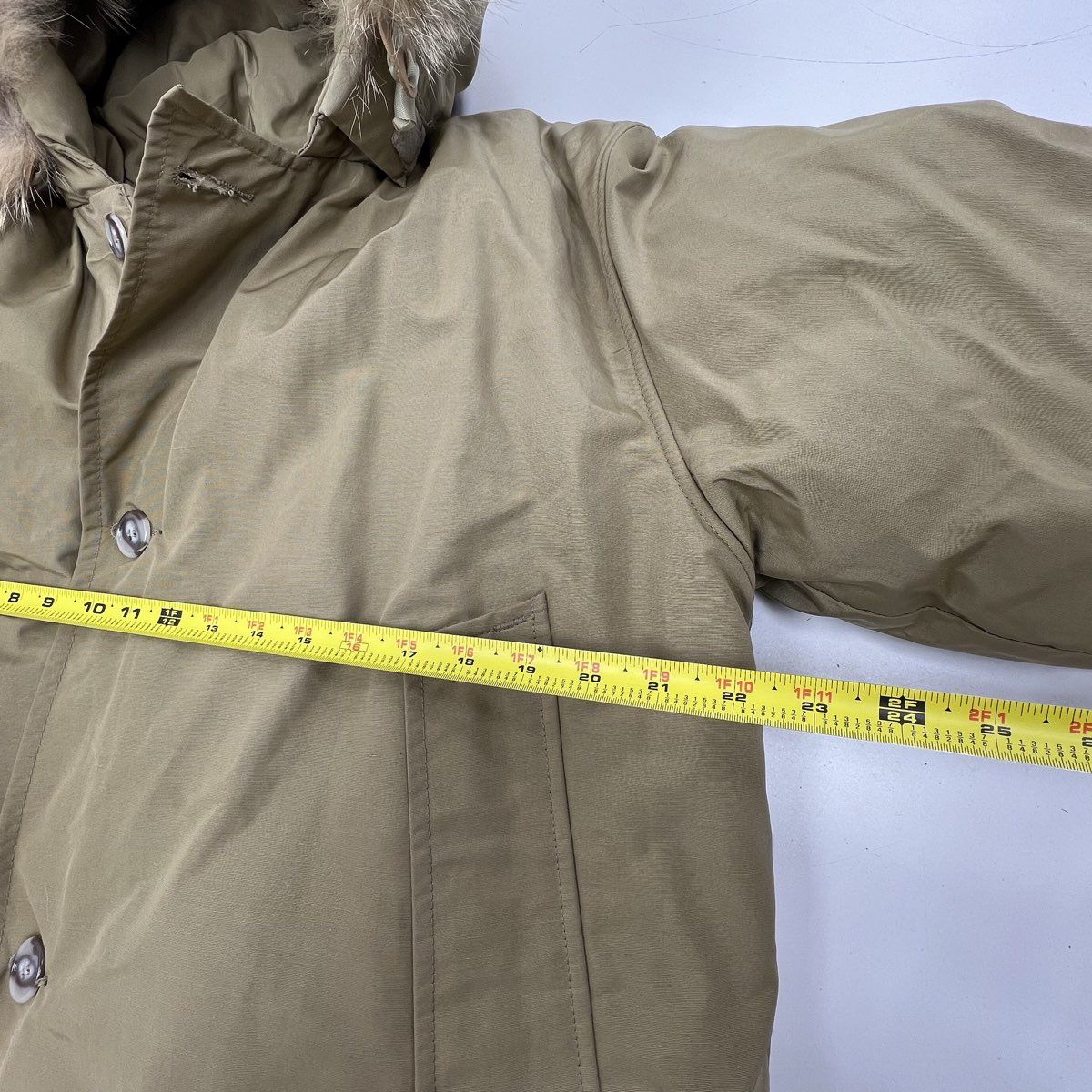 Vintage 80s Woolrich Men's Arctic Parka Down Coat Coyote Fur Hood