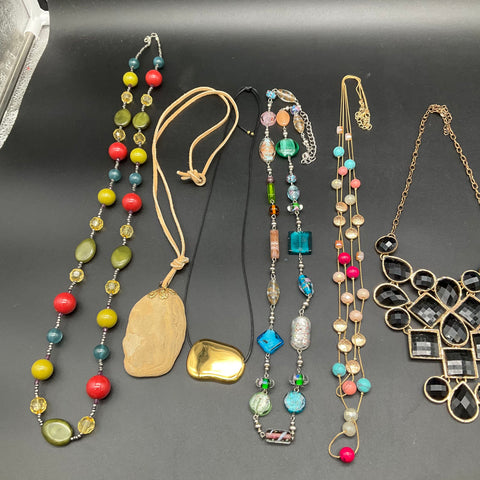 Mixed Costume Necklace Jewelry Lot 1 lb Vintage to Modern Beaded Statement Style
