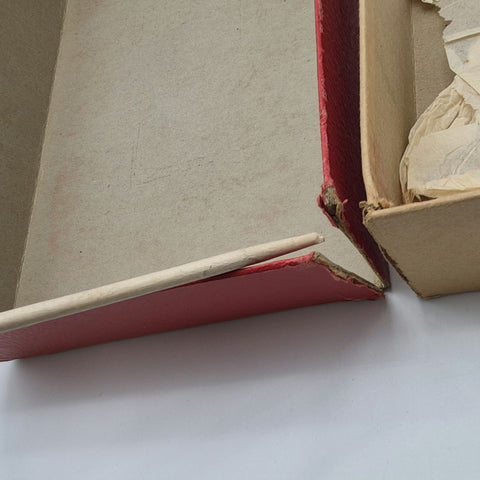 Consolidated Vintage Holy Bible Good Leader Edition KJV Illustrated 1956