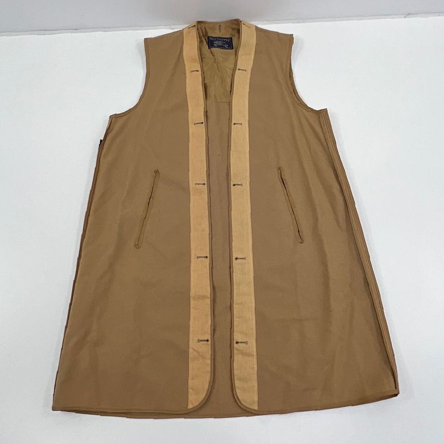 Vintage Men's Burberry Tan 100% Wool Coat Liner with Button Holes - No Size