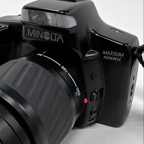 Vintage Minolta Maxxum 5000i 35mm SLR Camera with 80-200mm AF Lens A Mount