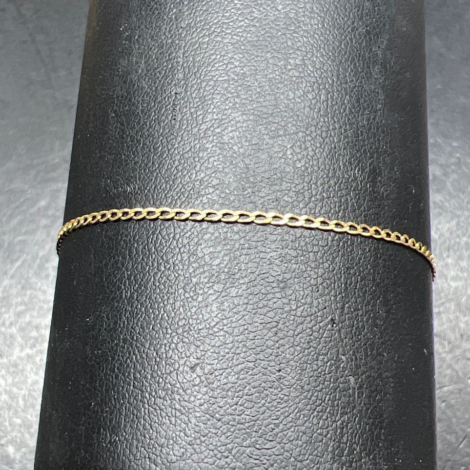 750 Yellow Gold Chain Bracelet .96g