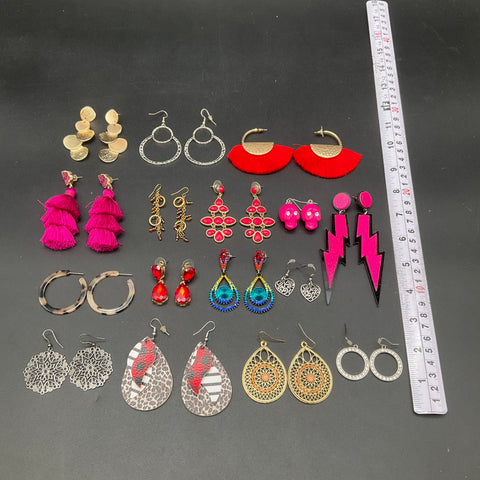 Fashion Costume Jewelry Earring Lot of 16 Pairs Boho Rocker Statement Tassels