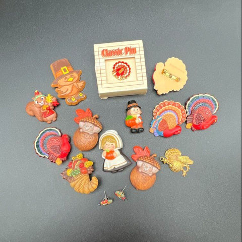 Vintage Holiday Costume Jewelry Lot 52pc Hallmark Thanksgiving Patriotic Pins
