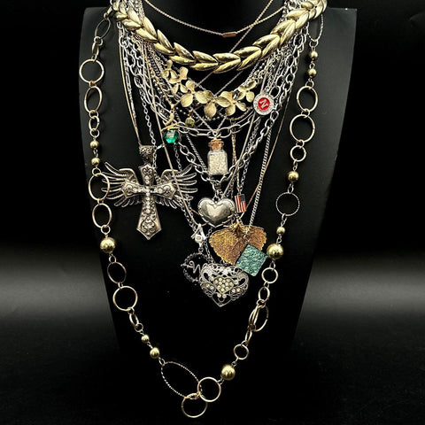 Vintage to Modern Costume Fashion Jewelry Lot Gold Silver Tone Mixed Necklaces