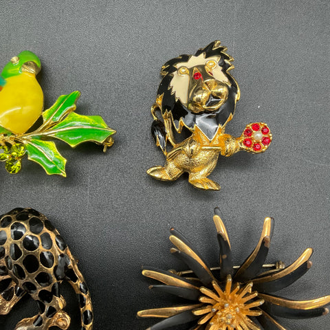 Vintage Costume Jewelry Lot 14 Brooches Animals Enamel Rhinestone Sandor Signed