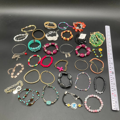 Fashion Jewelry Bracelet Lot 32pc Beaded Bangles KC Royals Faith Woven Mix