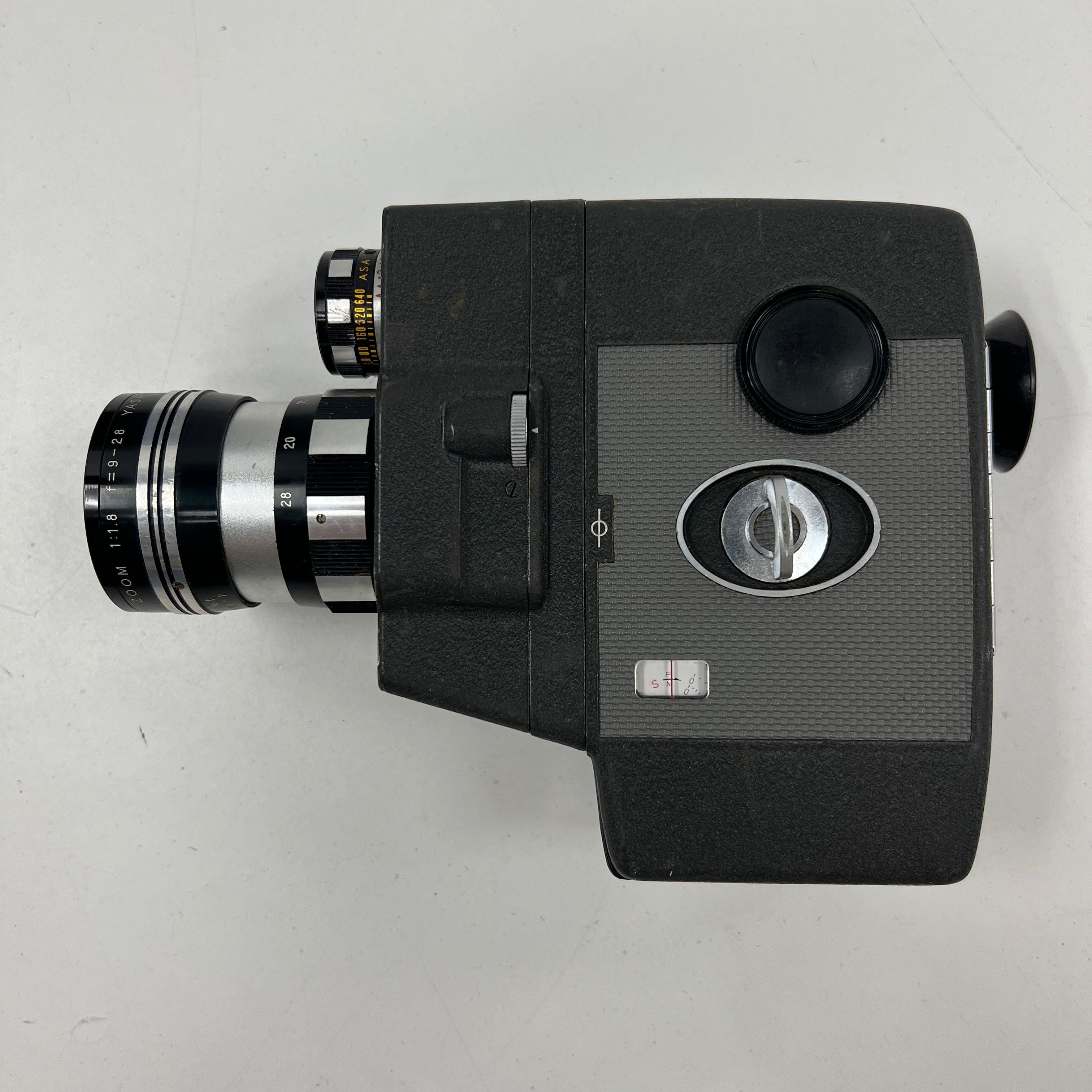 Yashica Umatic Power 8mm Movie Camera Untested AS-IS With Case Vintage Camera