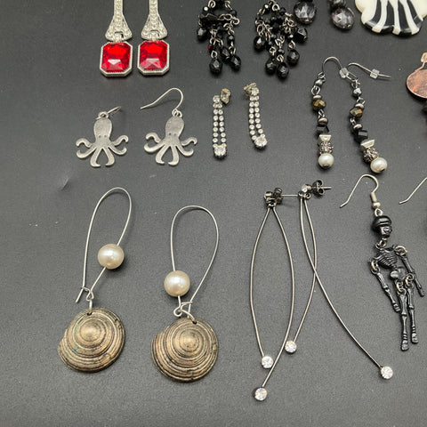Vintage and Modern Fashion Earrings Jewelry Lot 20 Pairs Rhinestone Dangle Studs