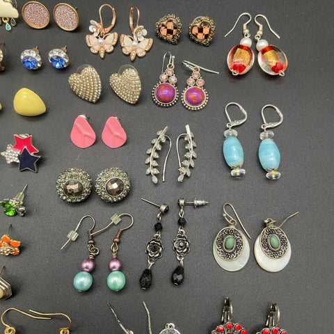 Non-Precious Metal Earrings Costume Jewelry Lot 0.4 Lbs Vintage to Modern