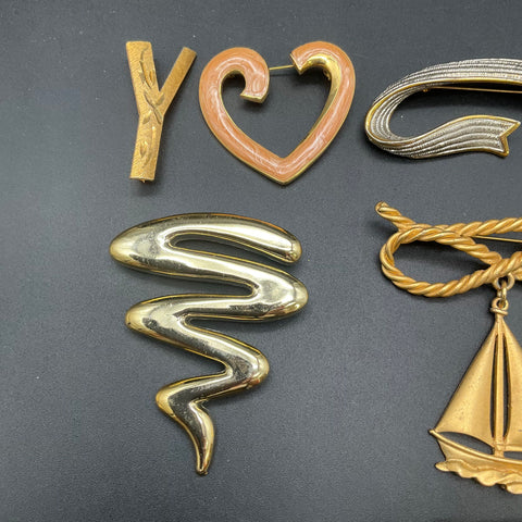 Vintage Monet Gold Tone Nautical Heart Rhinestone Jewelry Brooch Pin Lot of 8
