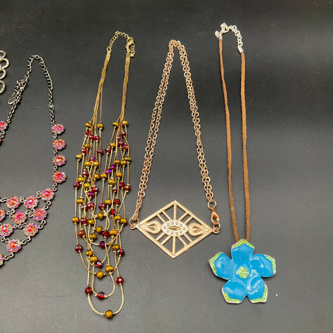 Fashion Necklace Jewelry Lot of 8 Gold Silver Tone Beaded Rhinestone Statement