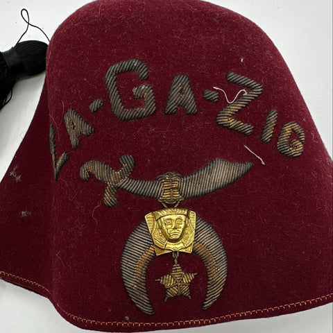 Vintage Shriners Fez Hat Za-Ga-Zig C.E. Ward Co Maroon Wool Tassel Size 7 1/2
