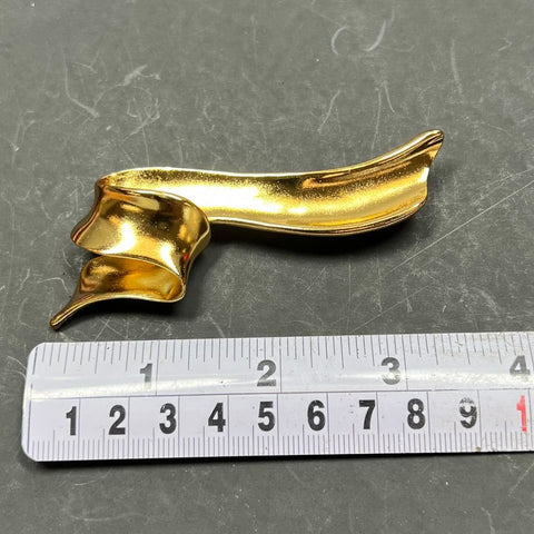 Avon Golden Ribbon Earrings IOB with Matching Brooch Set