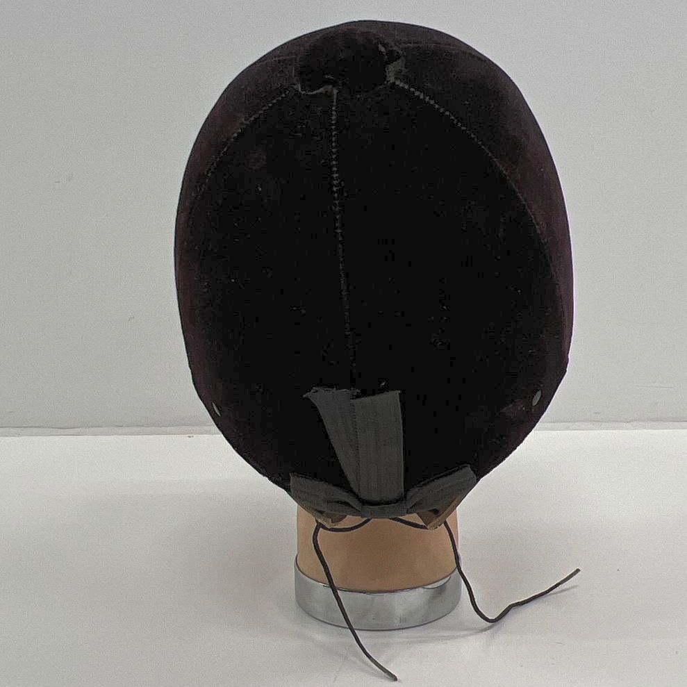 Vintage Women's Unbranded Black Velvet Equestrian Riding Helmet with Strap