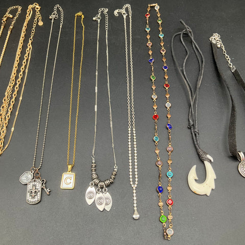 Fashion Jewelry Lot 10 Necklaces Pendants Gold & Silver Tone Bohemian Assortment