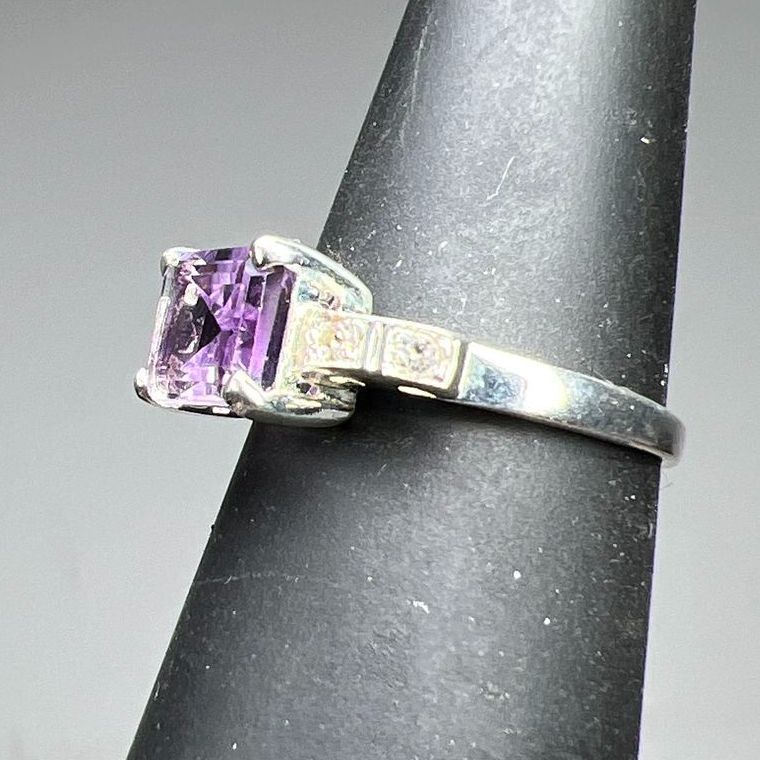 925 Sterling Silver Purple & Clear Gemstone Ring Size 6 2.28g