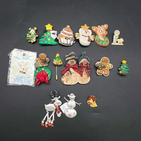Vintage Christmas Holiday Brooch Pin Lot 16pc Lia Sophia Snowman Santa Reindeer