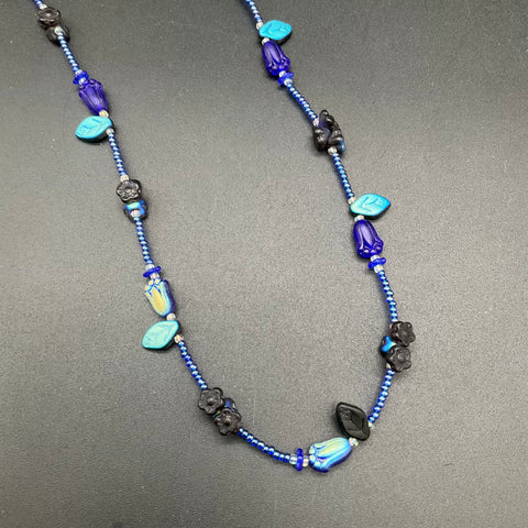 Handmade Blue Art Glass Seed Bead Necklace Floral Tulip Leaf Motif 34"