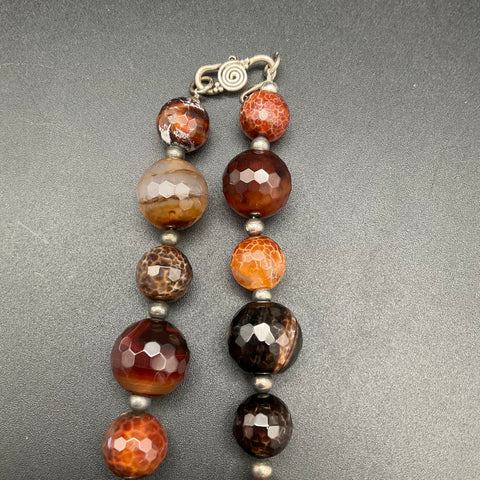 Faceted Agate Beaded Necklace 91% Silver Clasp Tested Silver Plated Beads 18"