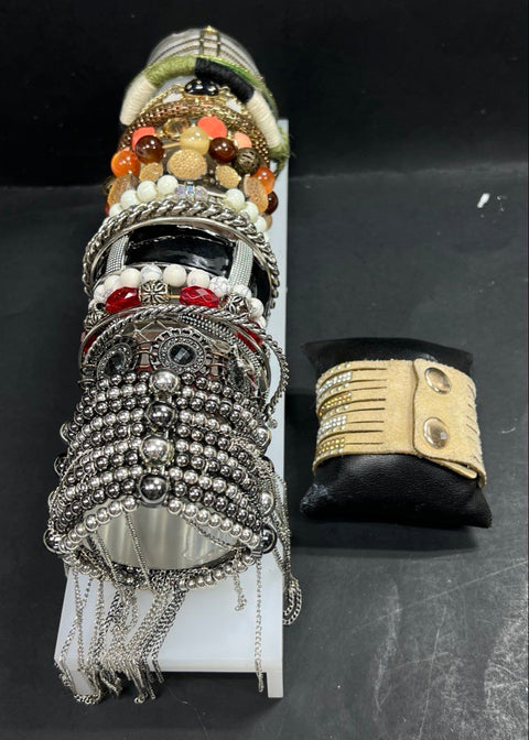 Vintage Modern Costume Jewelry Lot of 30 Bracelets Bangle Cuff Beaded Rhinestone