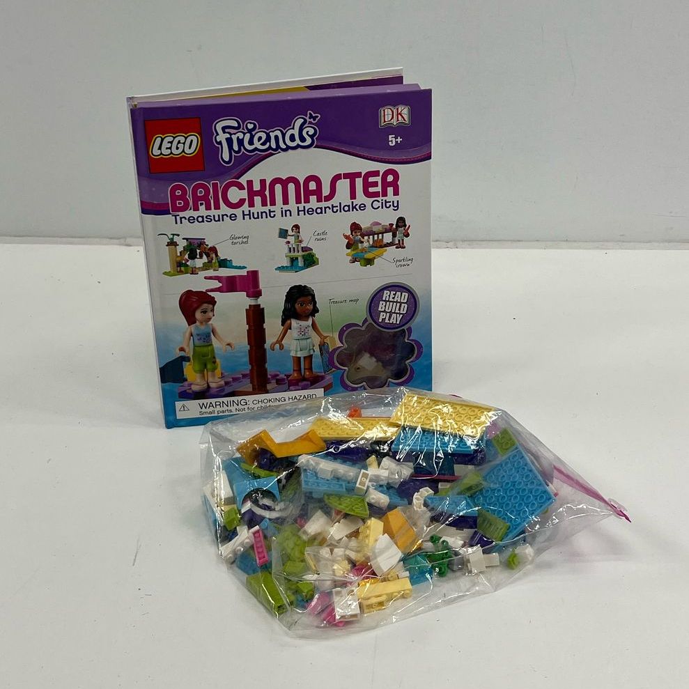 LEGO Friends BrickMaster "Treasure Hunt" Read Build Play & Assorted Bricks Lot