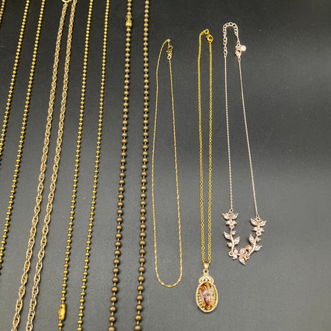 Fashion Necklaces Lot of 15 Gold Silver Rose Tone Chains Pendants Costume