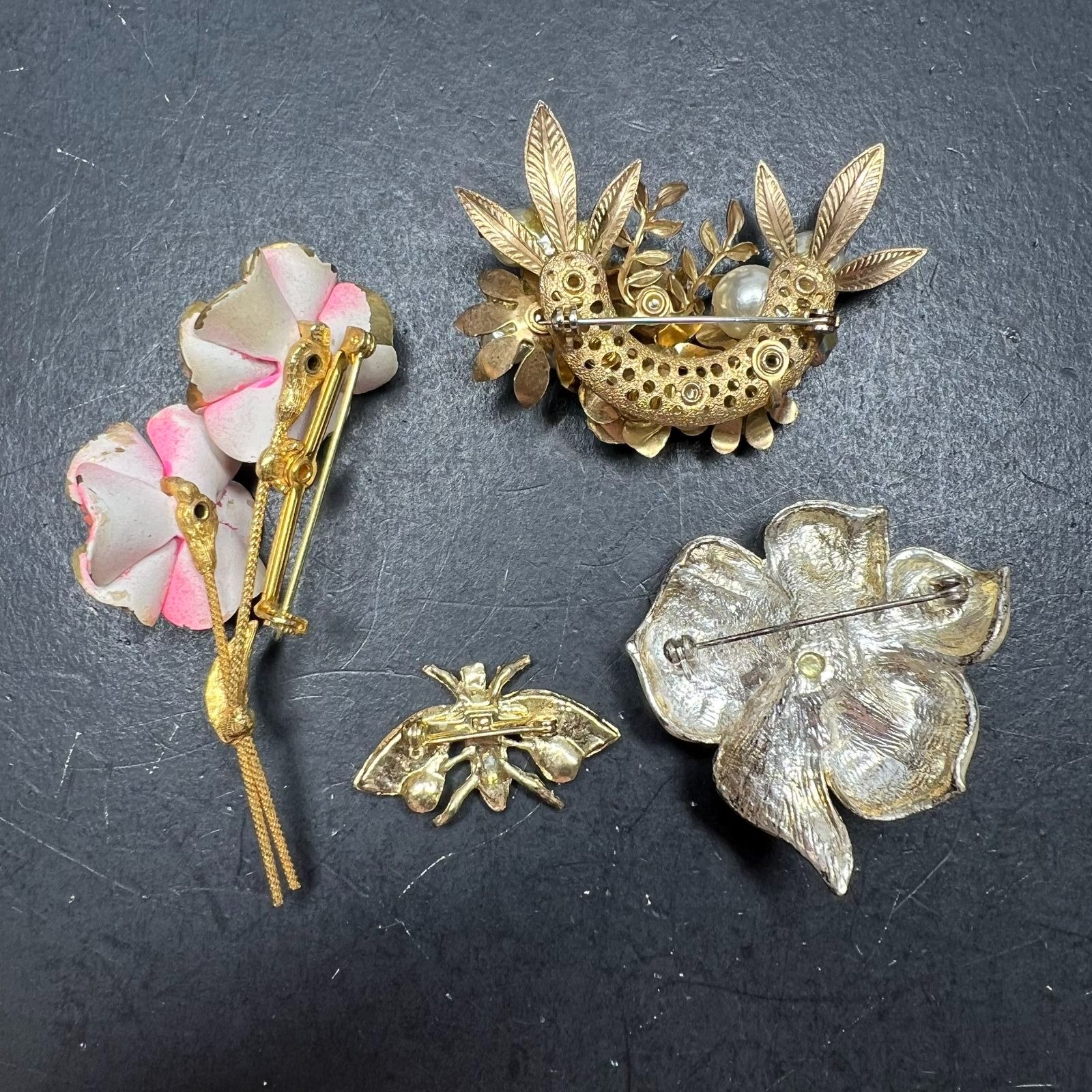Lot of 4 Gold Tone Floral Brooches Faux Pearl Beaded Gold Tone Flower Bee