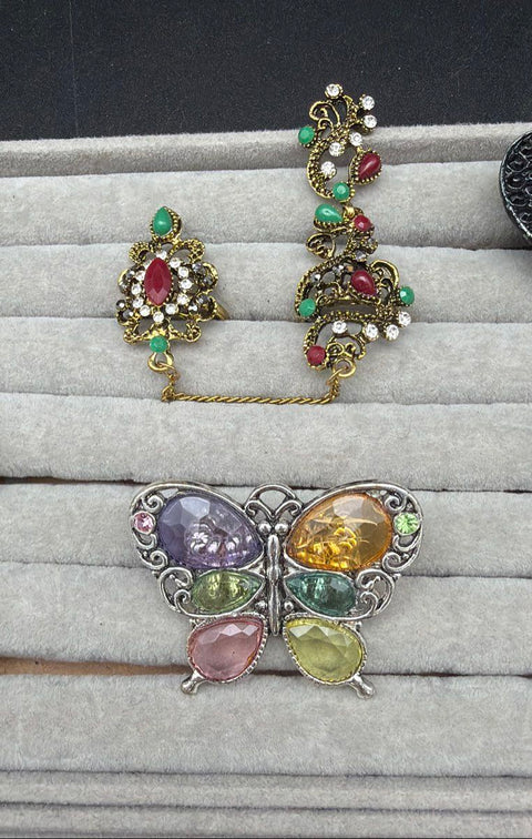 Mixed Costume Jewelry Lot 32 Pieces Vintage to Modern Boho Cocktail Rings