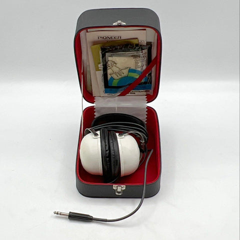 Vintage Pioneer SE-20A Stereo Headphones Wired With Case Untested
