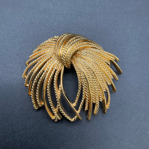 Monet Vintage Gold Tone Brooches Jewelry Lot of 5 Textured Swirl Leaf Chain