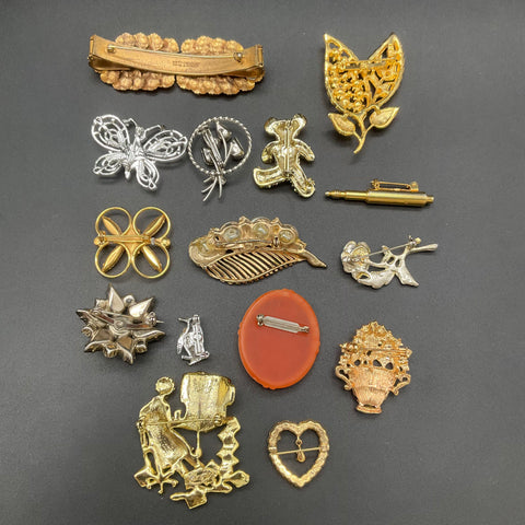 Vintage Costume Jewelry Lot 15 Brooches Pins Gerrys AJC Natty Creations Cameo