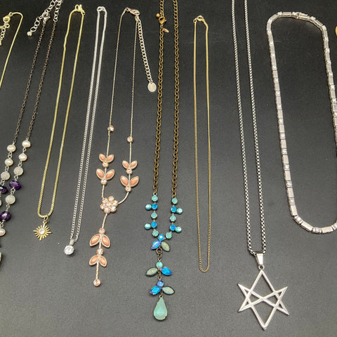 Claire's Avon Mixed Jewelry Lot 17 Necklaces Floral Celestial Initial Beads