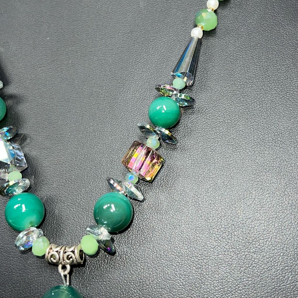 Green Multifaceted Beaded Tassel Necklace NWT