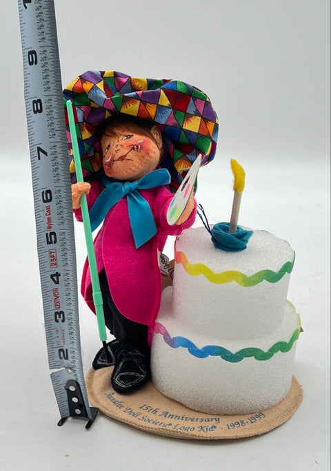Annalee Dolls 15th Anniversary Doll Society Logo Kid Artist With Cake 1998-1999