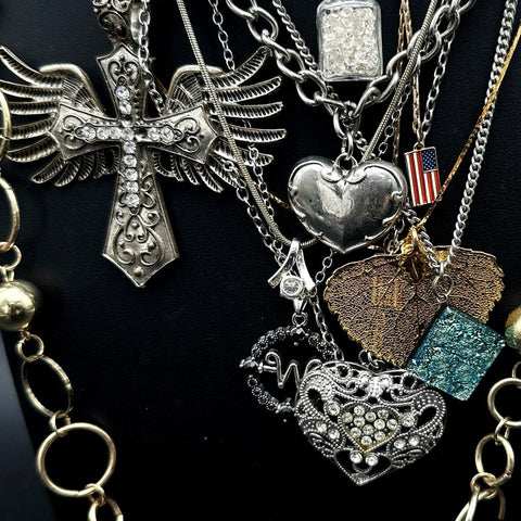 Vintage to Modern Costume Fashion Jewelry Lot Gold Silver Tone Mixed Necklaces