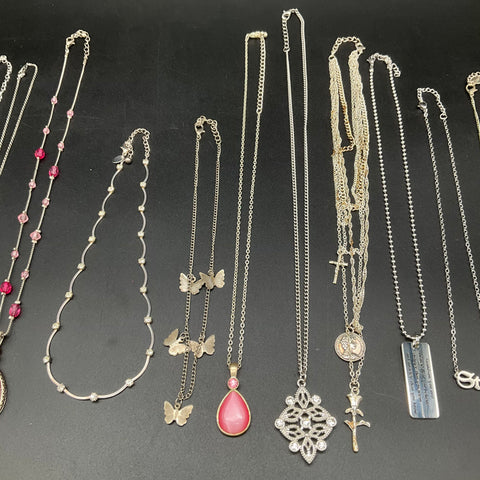 Fashion Costume Jewelry Lot of 17 Necklaces Silver Gold Tone Heart Butterfly