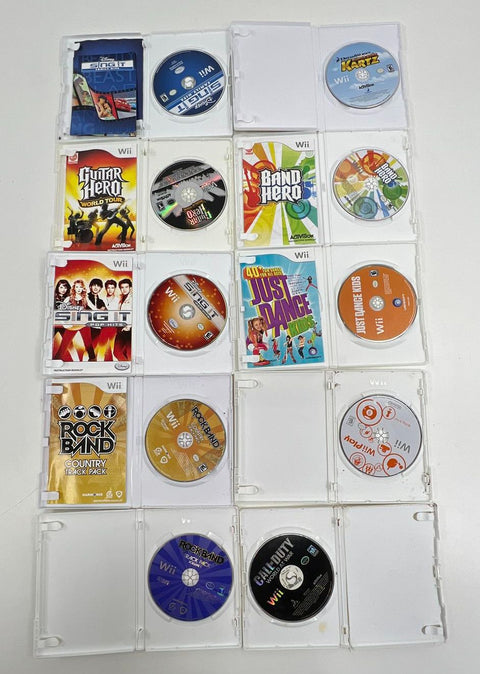 Call of Duty World at War Guitar Hero Wii Play 10 Game Lot Nintendo Wii