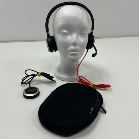 Jabra Evolve 40 HSC017 Professional UC Stereo Headset USB & 3.5mm w/ Case