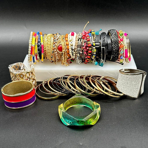 Mixed Fashion Costume Jewelry Lot 40+ Pieces Bangles Cuffs Beaded Rhinestone