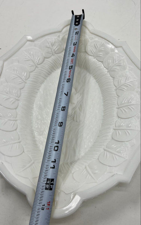 Milk Glass Decorative Wall Plate Hunting Dog Bird Leaf Border White 13 Inch