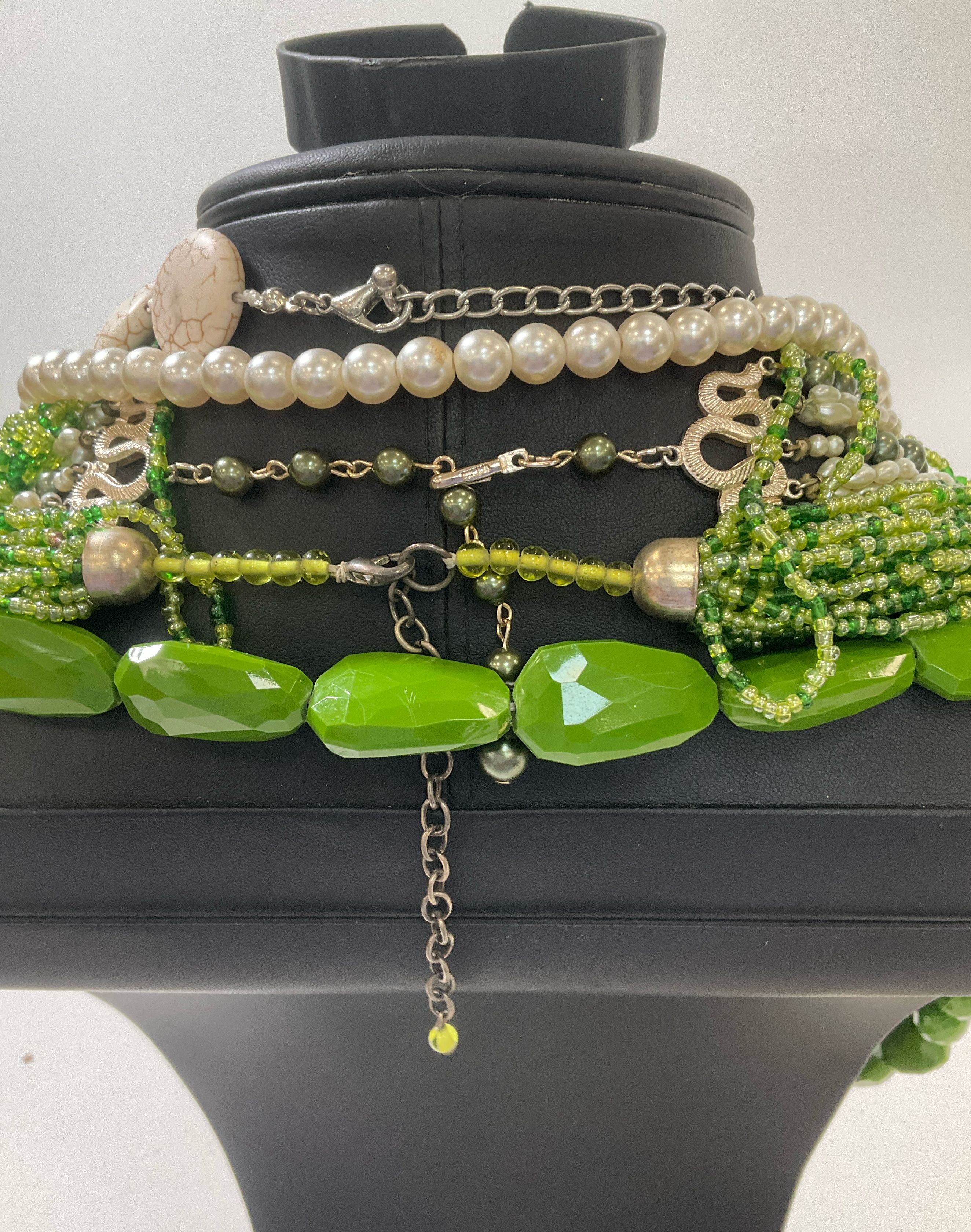 Costume Jewelry Lot Green Faux Stone Faux Pearl Beaded Seed Bead 5 Necklace Lot