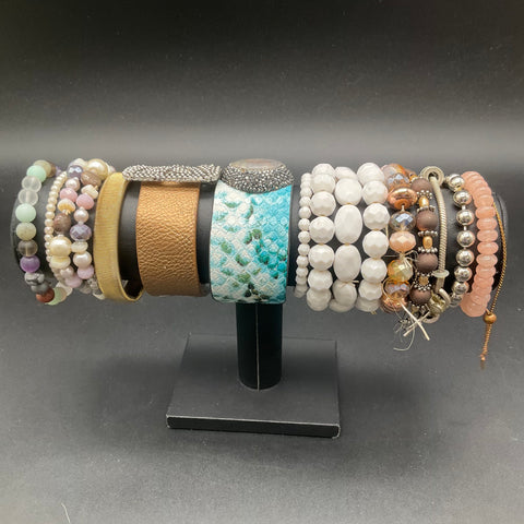 Fashion Jewelry Bracelet Lot 18pc Boho Cuff Beaded Charm Rhinestone Styles